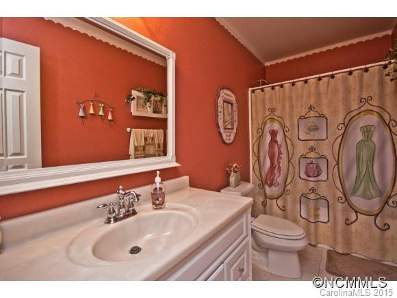 22 Surrey Run - Photo 18