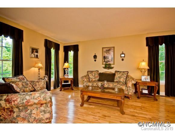22 Surrey Run - Photo 10