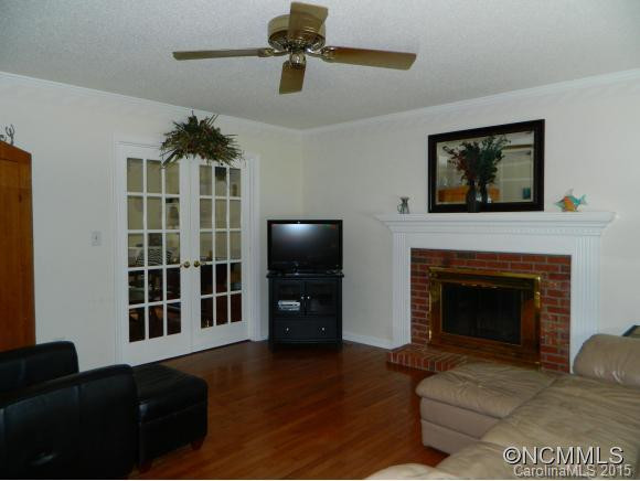 109 Southwick Court - Photo 3