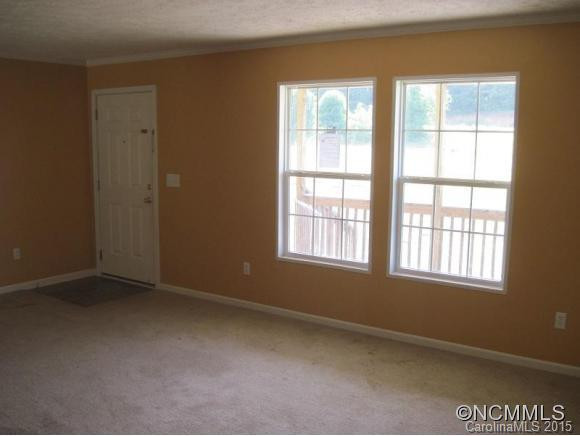 286 Bates Drive - Photo 2