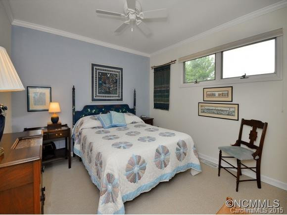 311 ROBERTSON STREET - Photo 13