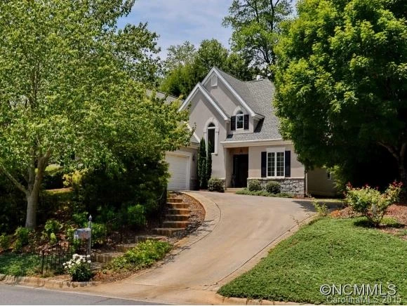 11 Clovelly Way