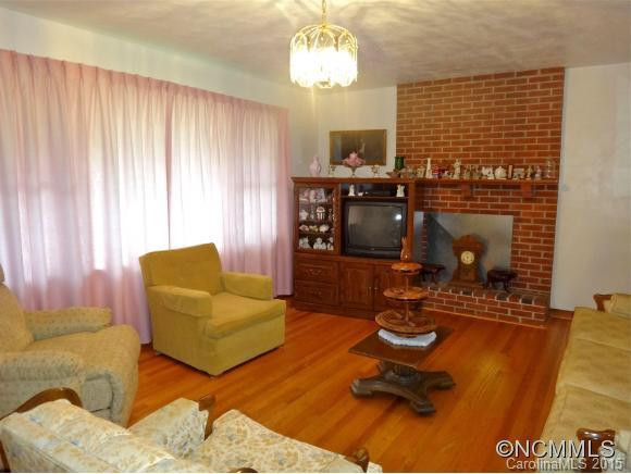 887 Old Balsam Rd - Photo 4
