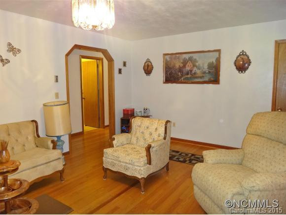 887 Old Balsam Rd - Photo 5