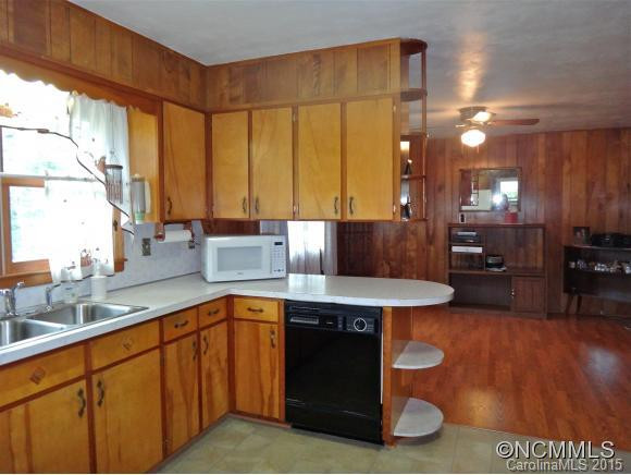 887 Old Balsam Rd - Photo 6