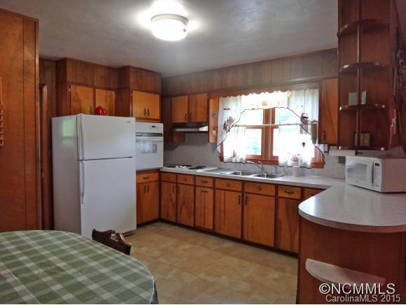 887 Old Balsam Rd - Photo 7