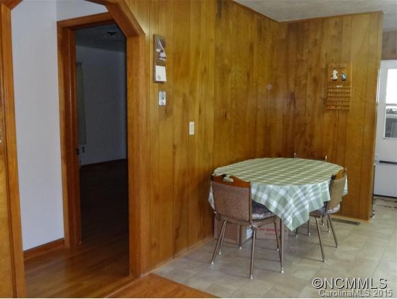 887 Old Balsam Rd - Photo 8