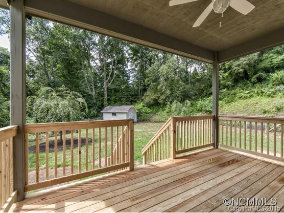 124 COLLEGE CIRCLE - Photo 17