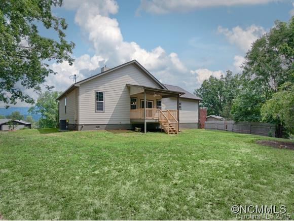 124 COLLEGE CIRCLE - Photo 18