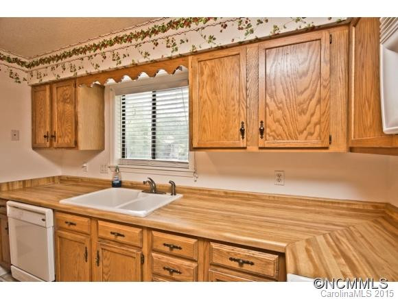 135 Cedar Forest Trail - Photo 3
