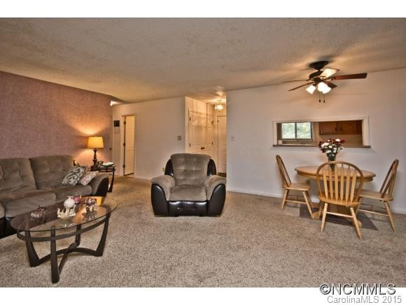 135 Cedar Forest Trail - Photo 4