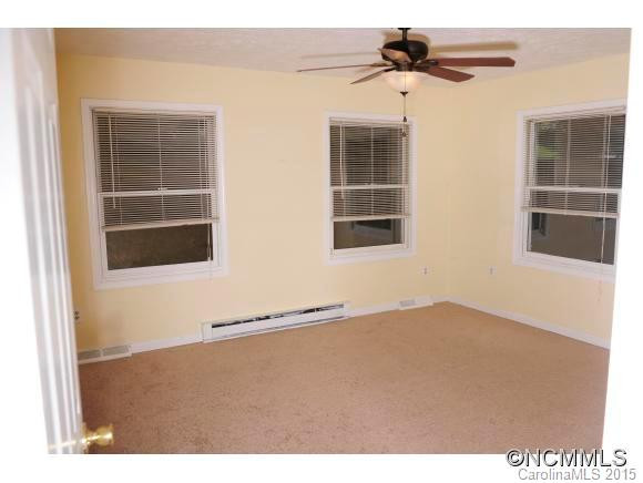 7 Sheppard Drive - Photo 13