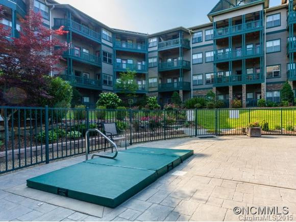 9 KENILWORTH KNOLLS #323 - Photo 18