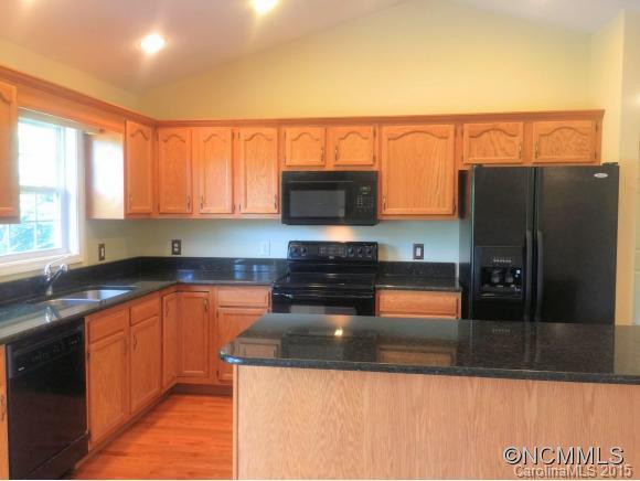 15 Viewpointe Lane - Photo 6