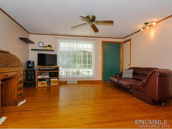230 St. Johns Street - Photo 5