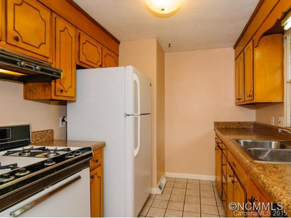 230 St. Johns Street - Photo 10