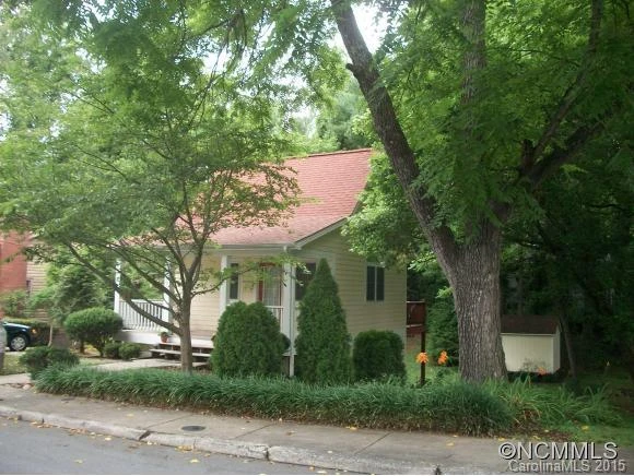 209 Buncombe Street