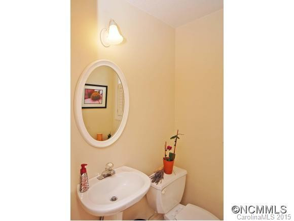 76 Village Greenway - Photo 24
