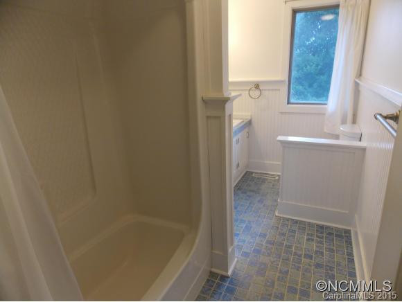 160 Forsythia Lane - Photo 16