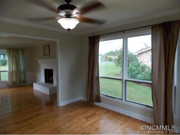 160 Forsythia Lane - Photo 5