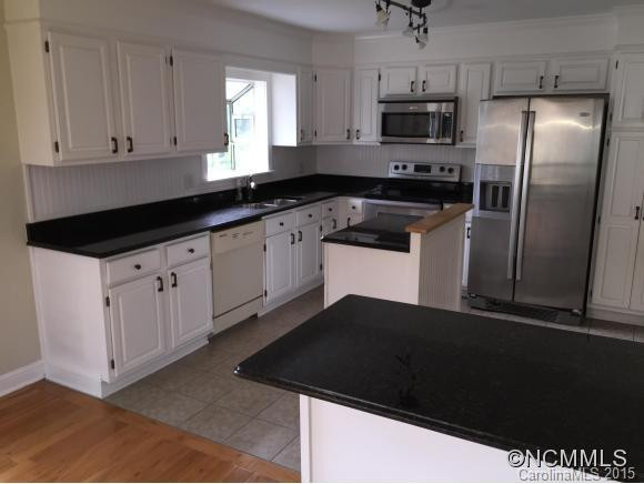 160 Forsythia Lane - Photo 9