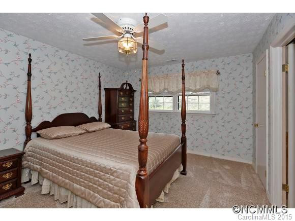 1 Elaine Street - Photo 11