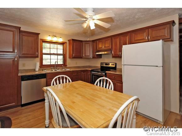 1 Elaine Street - Photo 5