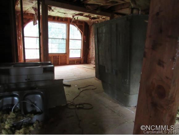 114 Gossett - Photo 4