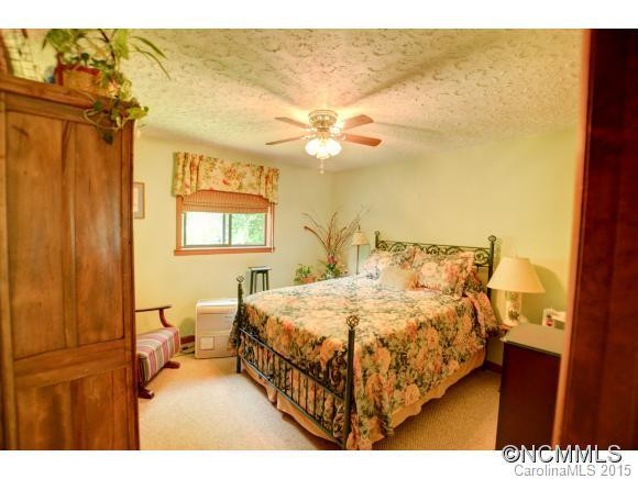 20 Trinity Chapel Road - Photo 12