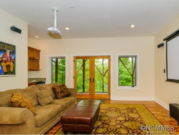 61 Garland Drive - Photo 14