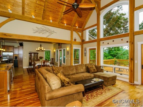 61 Garland Drive - Photo 4