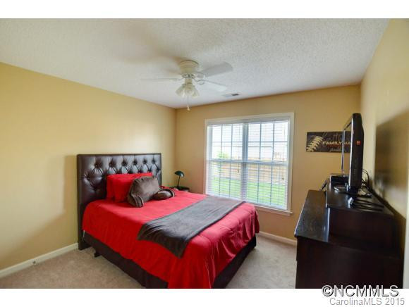 115 Running Briar Road - Photo 11