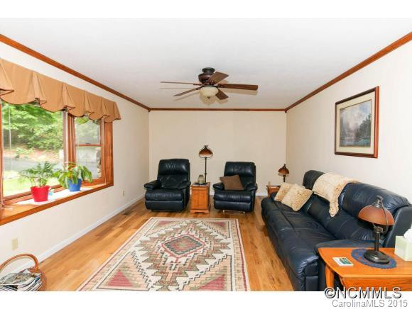 131 Foothills Drive Drive #18 - Photo 3