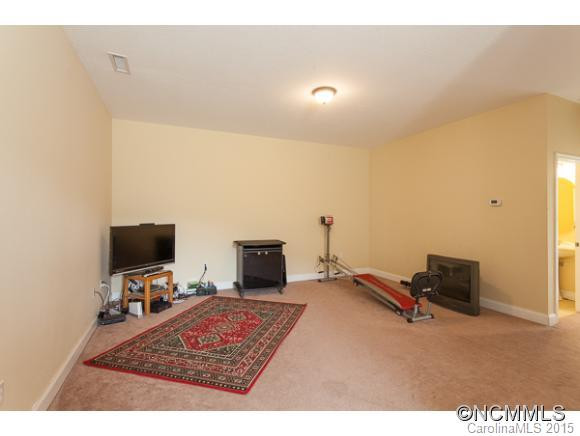 65 Moores Valley Road - Photo 18