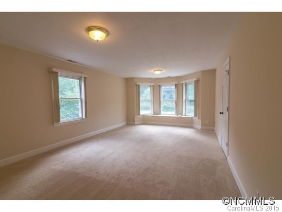 806 Lakey Gap Road - Photo 13