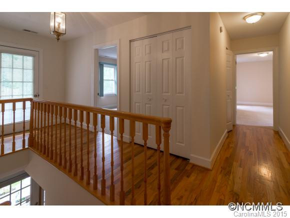806 Lakey Gap Road - Photo 15