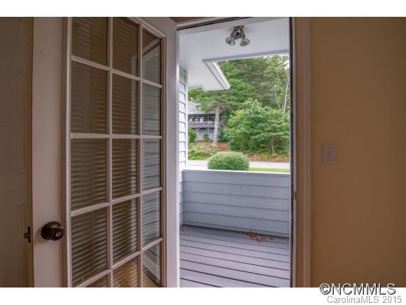 806 Lakey Gap Road - Photo 16
