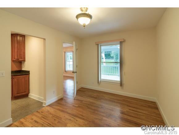806 Lakey Gap Road - Photo 8
