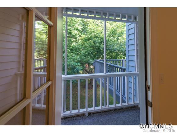 806 Lakey Gap Road - Photo 9
