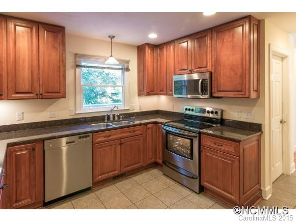 806 Lakey Gap Road - Photo 10