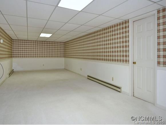 150 LARCHMONT DRIVE - Photo 17