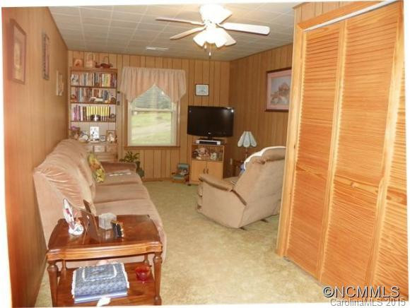 35 Stoney Knob Road - Photo 8