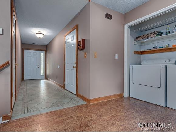 3 CRESTVIEW CT - Photo 2