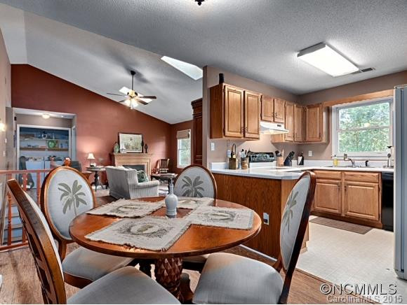 3 CRESTVIEW CT - Photo 8
