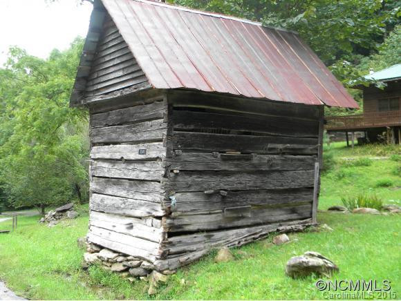 1041 Bee Log - Photo 3