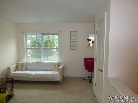 43 FOXDEN DR #203 - Photo 10