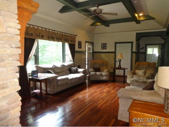 51 Emelie Lane - Photo 2
