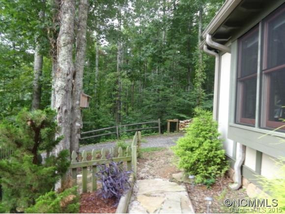 51 Emelie Lane - Photo 11