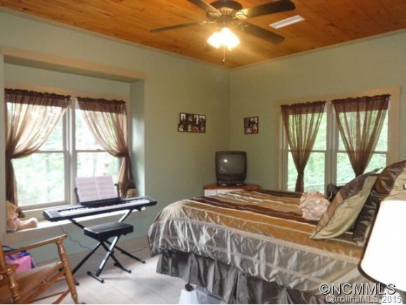 51 Emelie Lane - Photo 6