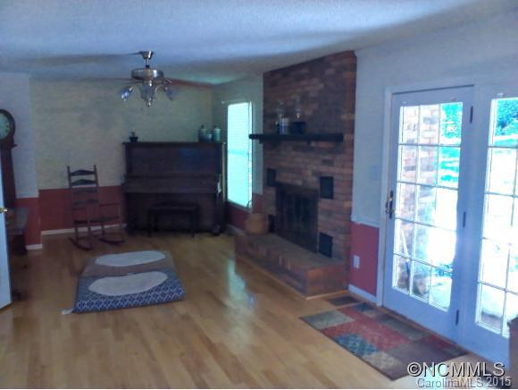 6 Fieldcrest Circle - Photo 4